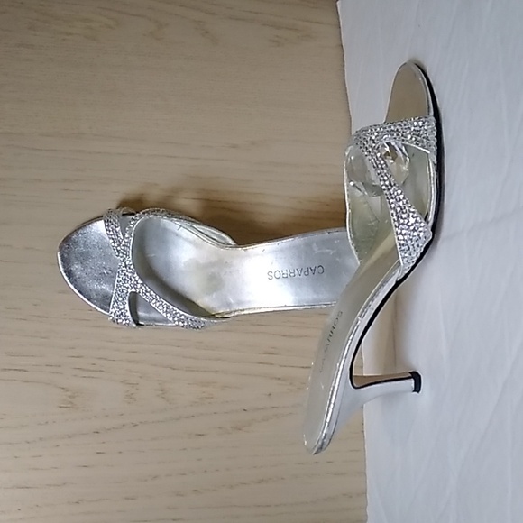 CAPARROS  Heels 3"  Sandals Sz 8B - Picture 1 of 4